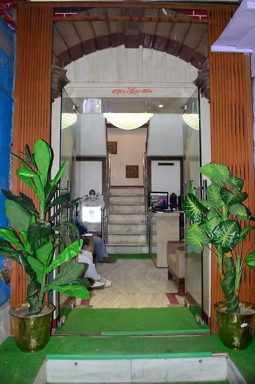 Hotel Shivratri Guest House Varanasi